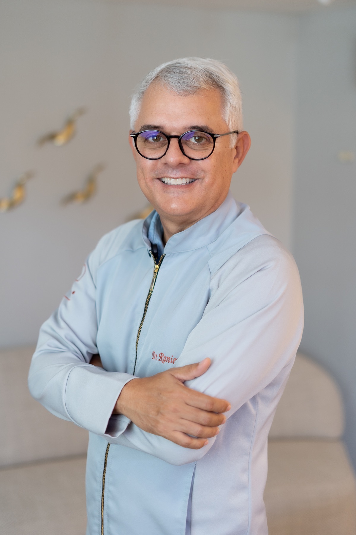 Dr. Raniere Sousa no consultório